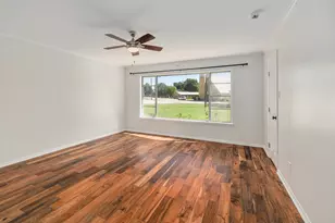 418 S Main St, Thrall, TX 76578 - Photo 26