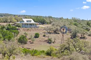 6350 Mt Sharp Rd, Wimberley, TX 78676 - Photo 8