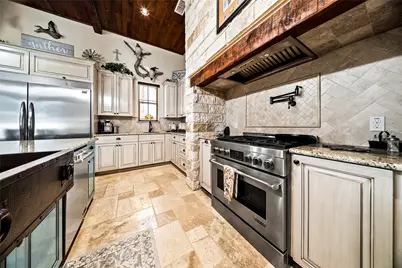 113 Taylor Creek Way, Liberty Hill, TX 78642 - Photo 6