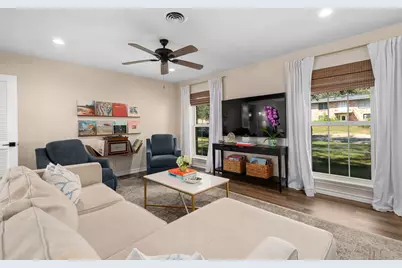 5605 Exeter Drive, Austin, TX 78723 - Photo 8