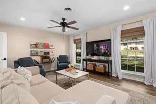 5605 Exeter Dr, Austin, TX 78723 - Photo 8