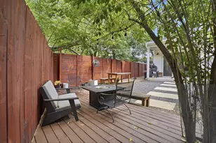 4609 Sara Dr, Austin, TX 78721 - Photo 36