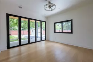 2945 Moss St, Austin, TX 78722 - Photo 2