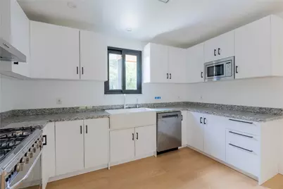 2945 Moss Street, Austin, TX 78722 - Photo 20