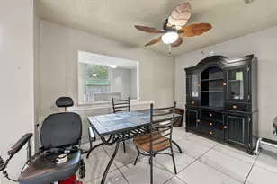 1315 E Logan St, Round Rock, TX 78664 - Photo 6