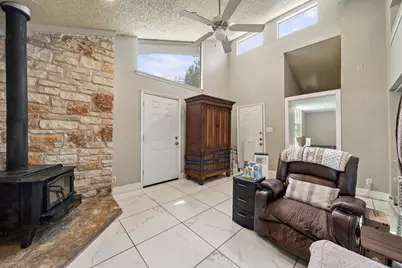 1315 E Logan Street, Round Rock, TX 78664 - Photo 16