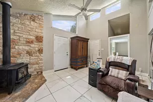 1315 E Logan St, Round Rock, TX 78664 - Photo 16