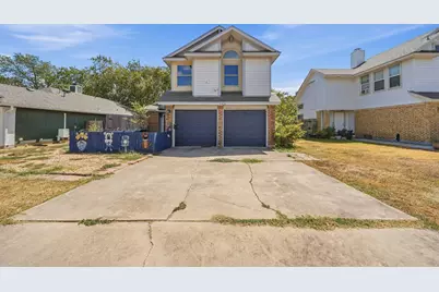 1315 E Logan Street, Round Rock, TX 78664 - Photo 2