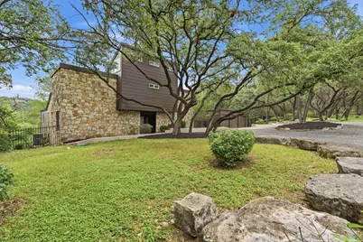 1004 Jousting Place, Austin, TX 78746 - Photo 6