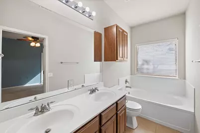 11213 Liberty Farms Drive, Austin, TX 78754 - Photo 12