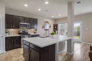 588 Bottle Brush Dr, Kyle, TX 78640 - Photo 8