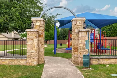 588 Bottle Brush Drive, Kyle, TX 78640 - Photo 32