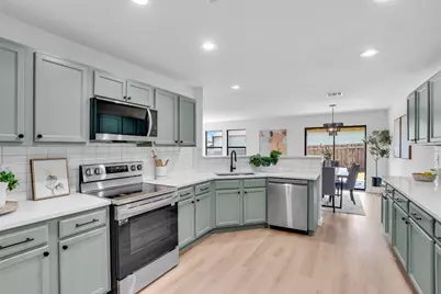 8921 Norwich Castle, Austin, TX 78747 - Photo 12