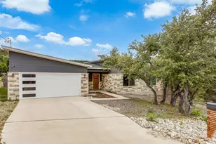 8603 Bighorn Cir, Lago Vista, TX 78645 - Photo 2