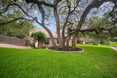 10511 Tweedsmuir Drive, Austin, TX 78750 - Photo 4