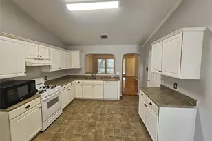 4211 Mather, Kyle, TX 78640 - Photo 8