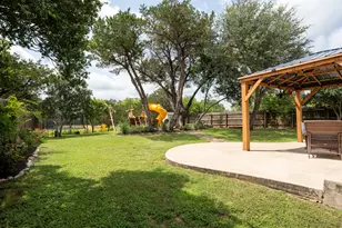 55 Sprucewood Dr, Wimberley, TX 78676 - Photo 16
