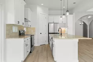 20405 Sunset Strip St, Lago Vista, TX 78645 - Photo 6