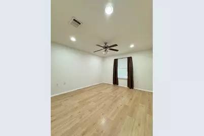 9000 Spiceland Circle, Austin, TX 78724 - Photo 16