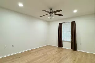 9000 Spiceland Cir, Austin, TX 78724 - Photo 16