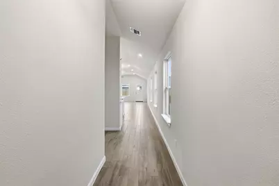 105 Boulder Ridge Trail, Liberty Hill, TX 78642 - Photo 6