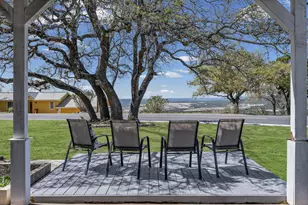 20811 Trapper Ln, Lago Vista, TX 78645 - Photo 2