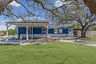 20811 Trapper Ln, Lago Vista, TX 78645 - Photo 4