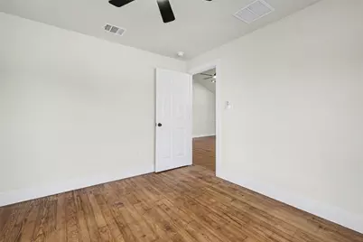 107 Russell Street, Liberty Hill, TX 78642 - Photo 20