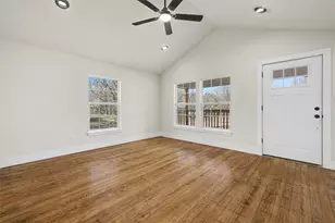 107 Russell St, Liberty Hill, TX 78642 - Photo 14