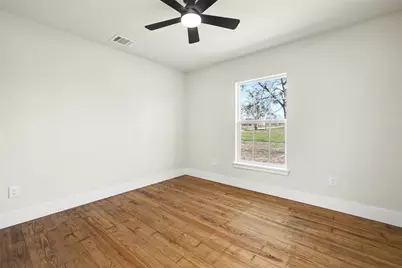 107 Russell Street, Liberty Hill, TX 78642 - Photo 16