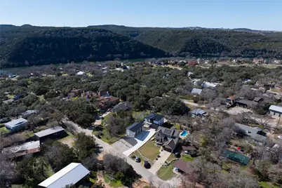 1304 Minnie Drive, Austin, TX 78732 - Photo 2