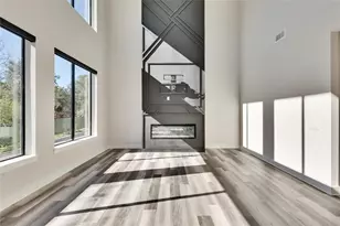 1304 Minnie Dr, Austin, TX 78732 - Photo 10