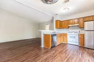 6201 Berkett Cove, Austin, TX 78745 - Photo 10