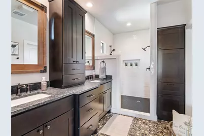 502 E Basel Street, New Braunfels, TX 78130 - Photo 26