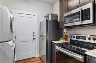 502 E Basel St, New Braunfels, TX 78130 - Photo 28