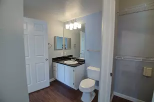 2320 Gracy Farms Ln, Austin, TX 78758 - Photo 16