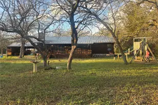 159 Diamond G Ln, Smithville, TX 78957 - Photo 8