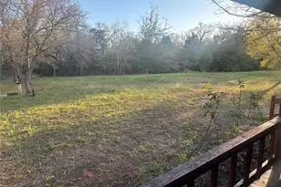 159 Diamond G Ln, Smithville, TX 78957 - Photo 6