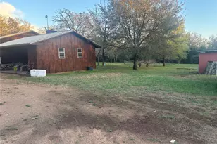 159 Diamond G Ln, Smithville, TX 78957 - Photo 4