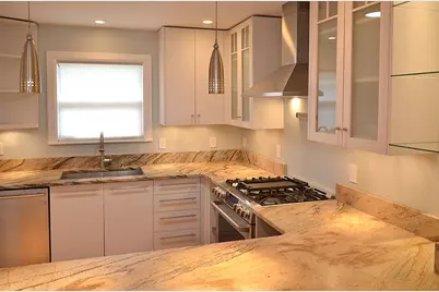 1179 Oakgrove Avenue, Austin, TX 78702 - Photo 8