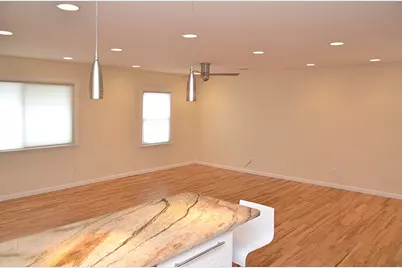 1179 Oakgrove Avenue, Austin, TX 78702 - Photo 6