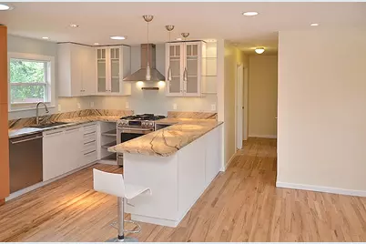 1179 Oakgrove Avenue, Austin, TX 78702 - Photo 14