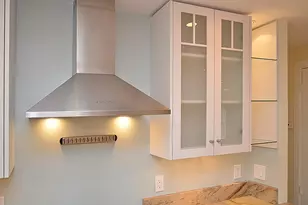 1179 Oak Grove Ave, Austin, TX 78702 - Photo 10