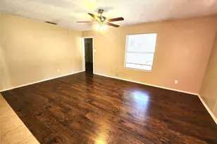 610 Genard St, Austin, TX 78751 - Photo 6