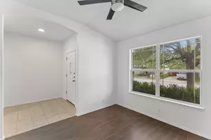 4010 Louise Lee Dr, Austin, TX 78725 - Photo 4