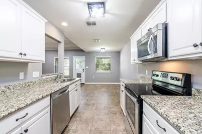 186 Talon Drive, Luling, TX 78648 - Photo 10