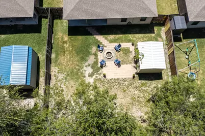 186 Talon Drive, Luling, TX 78648 - Photo 38