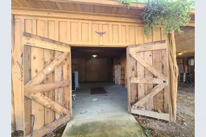 1115 County Road 414, Spicewood, TX 78669 - Photo 22