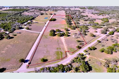 1115 County Road 414, Spicewood, TX 78669 - Photo 1