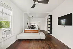 1710 Haskell St, Austin, TX 78702 - Photo 8